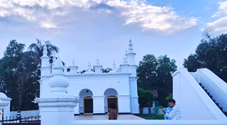 সিলেটের ইতিহাস ও ঐতিহ্যের স্মারক জকিগঞ্জের ‘সাজিদ রাজার বাড়ি’